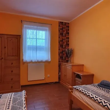 Penzion Na Lednicke Hlohovec Exterior photo