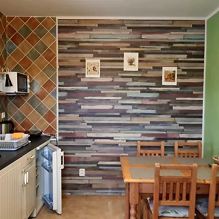 Penzion Na Lednicke Hlohovec Room photo