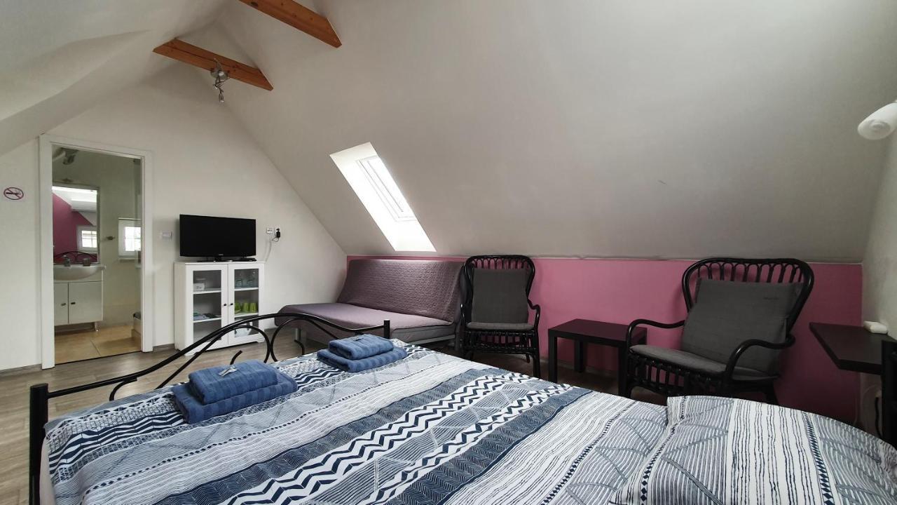 Na Lednicke Apartment *